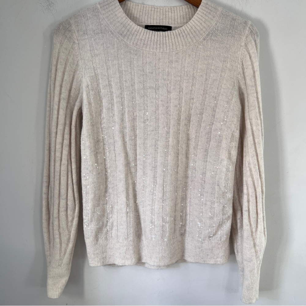 Banana Republic Cream Crew Neck Sweater with Soft Texture Sequin Detail XS
